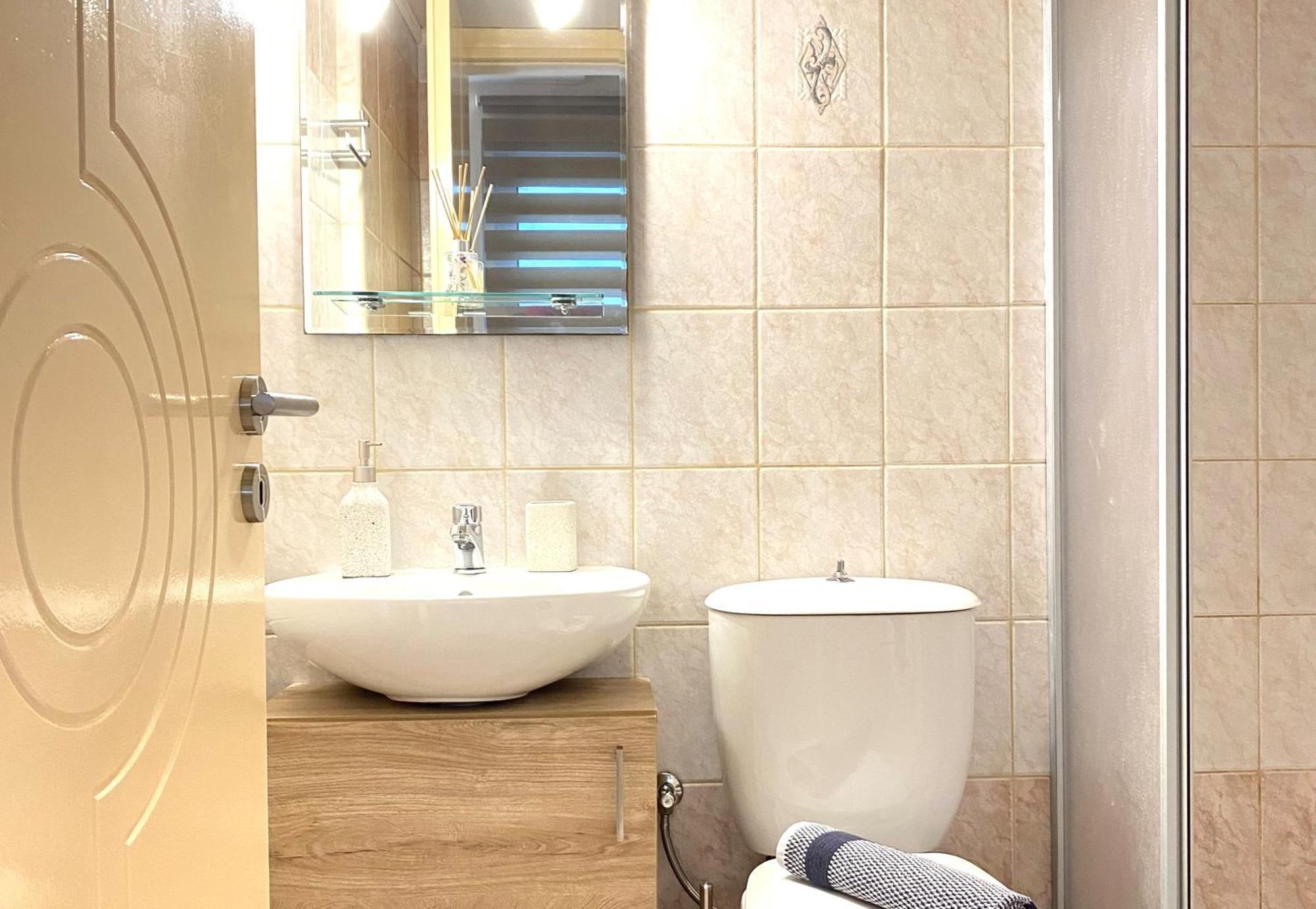 Marijoy Central Apt Kandiye Dış mekan fotoğraf